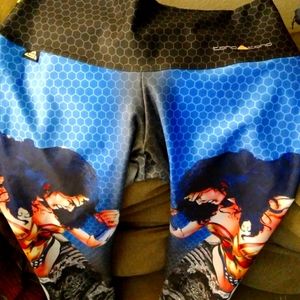 Tono Tono Wonder Woman Leggings. EUC